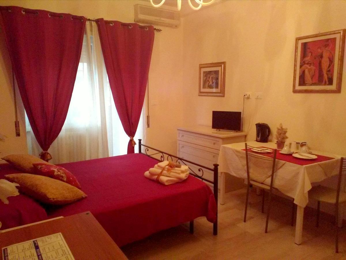 B&B Il Mito Di Roma Exterior photo